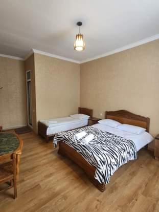 Hotel Moon Night à Kazbegi Extérieur photo