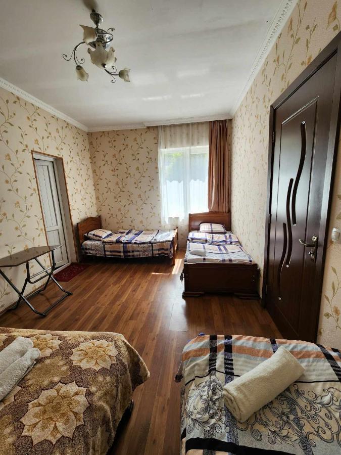 Hotel Moon Night à Kazbegi Extérieur photo